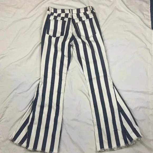 Wisteria Lane flatliner flared bell bottoms NWOT - Picture 6 of 10